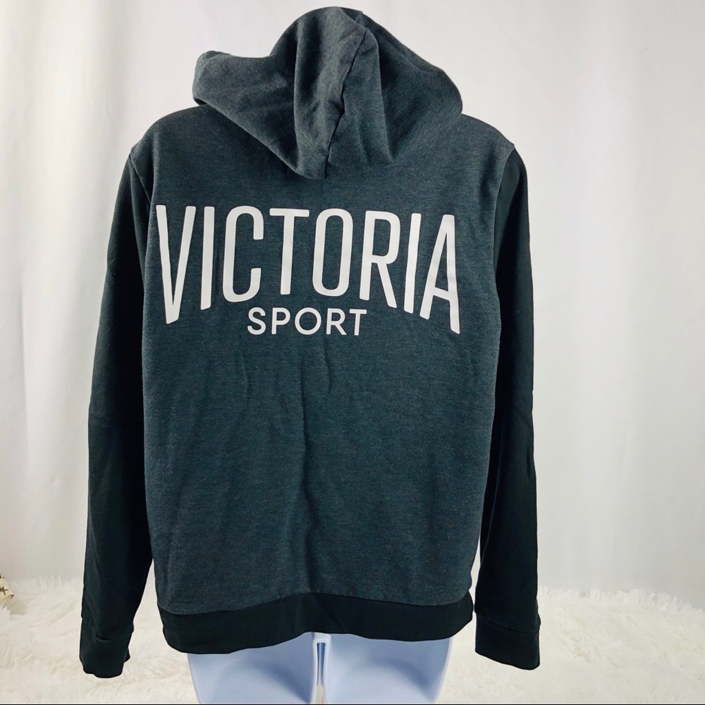 Victoria Sport sweat shirt size medium